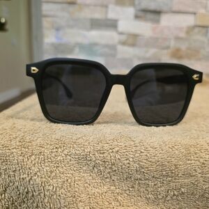 HMRGLMIE Sunglasses